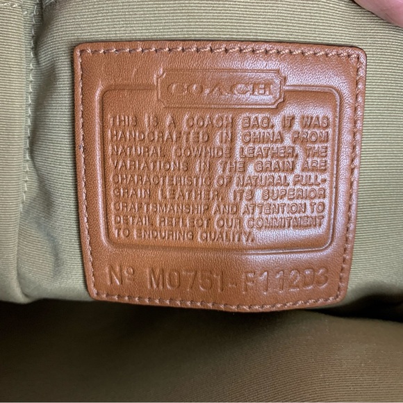 Coach Hampton Executive Extra Large Tote Bag - Picture 7 of 12